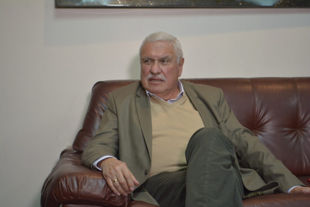 Marcelo Cabrera, exalcalde de Cuenca, es otro de los candidatos a la Prefectura de Azuay. XCA