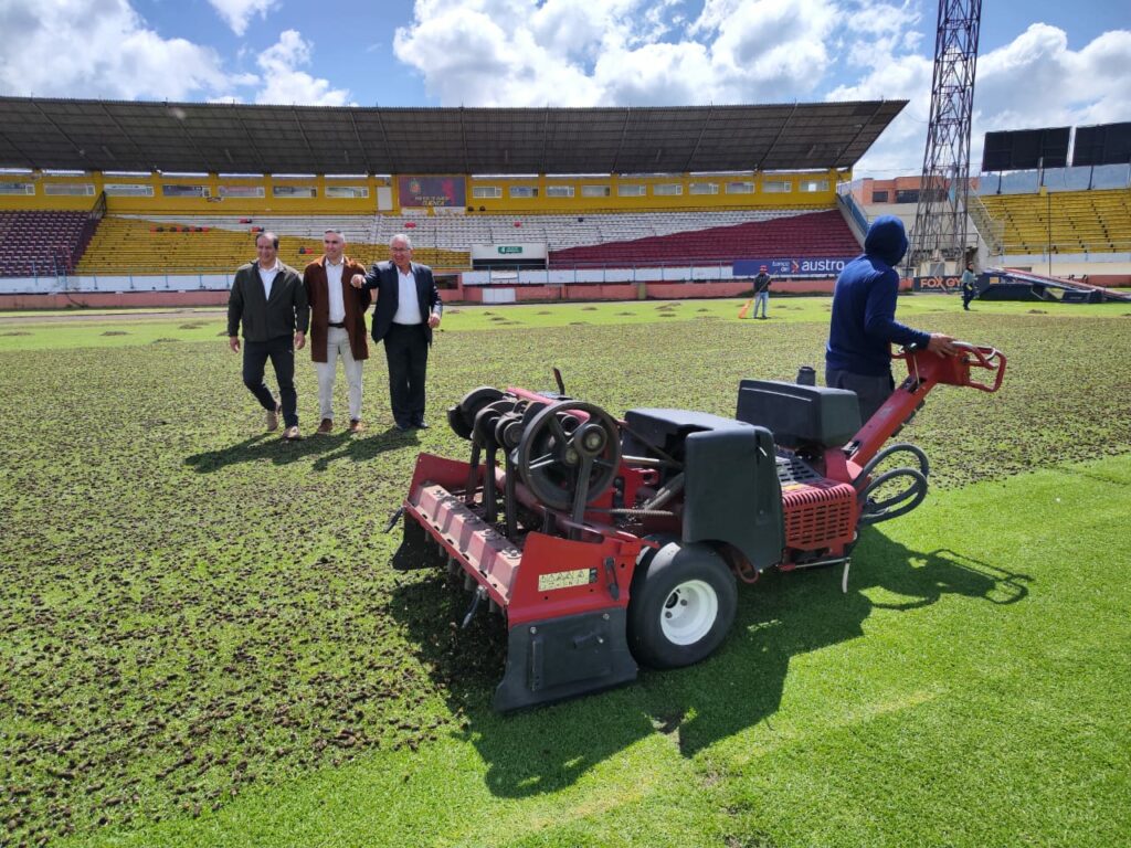 Deportivo Cuenca y Federación Deportiva del Azuay