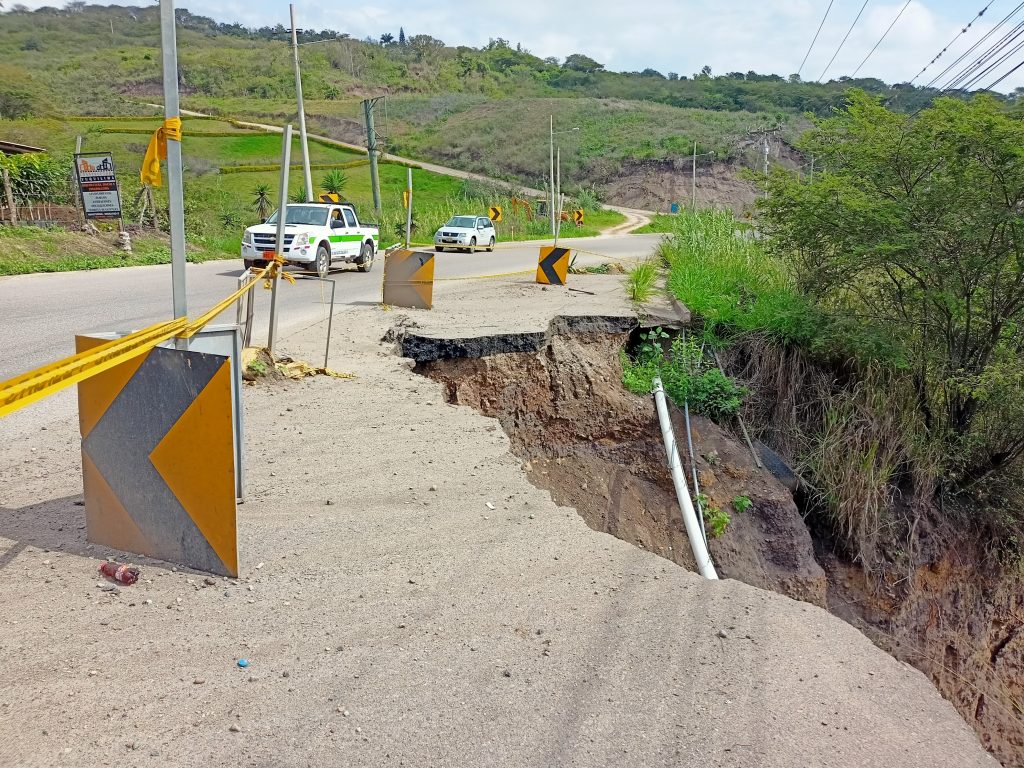 Vía Cuenca-Girón-Pasaje