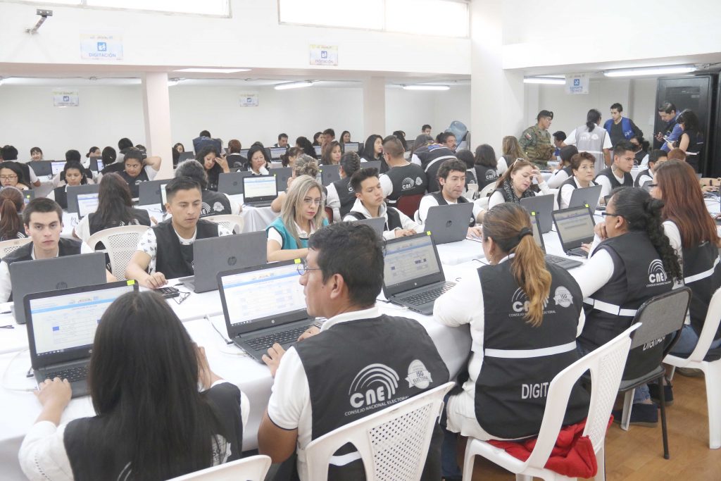 Elecciones seccionales, CNE