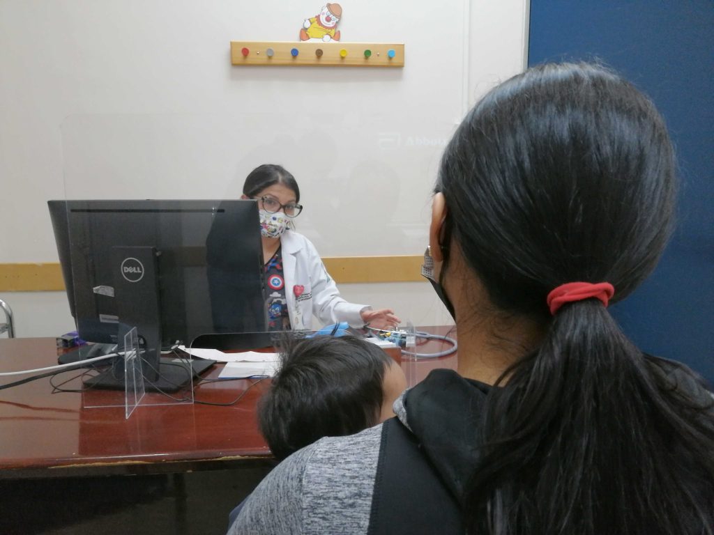 En el área de cardiología pediátrica del Hospital del IESS se realizan controles a pacientes con cardipatías. FCS