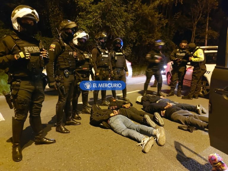 Policía rescata a secuestrado y captura a cinco personas en Cuenca