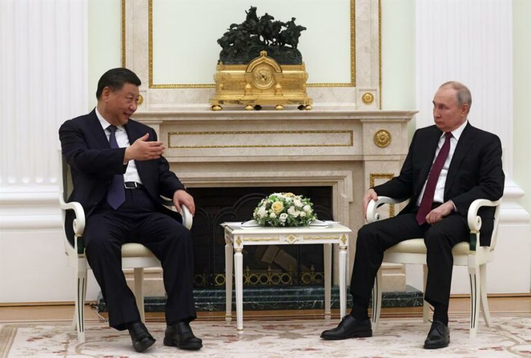 Xi intenta escenificar en Rusia su nuevo papel de mediador frente a Occidente
