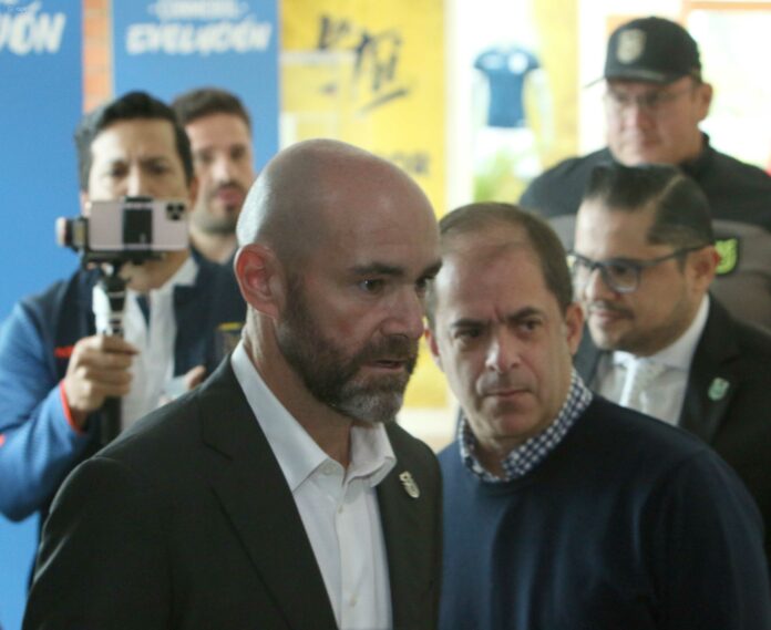 Selecciones sudamericanas buscan técnico para el Mundial 2026