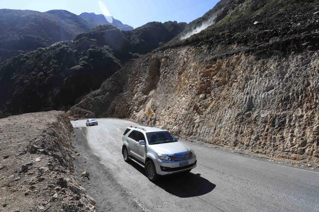 Bajo presupuesto para vialidad en Azuay