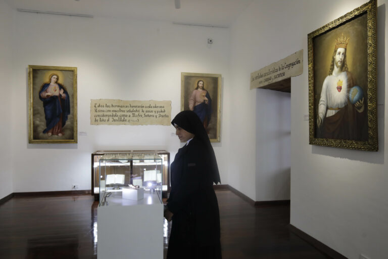Hermanas Oblatas abren un museo y un huerto en Todosantos. Conozca sus espacios