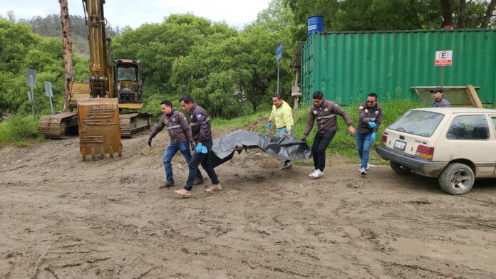Una mujer fue hallada sin vida en el caudal del río Cuenca, en el sector Guangarcucho. La Policía Nacional desarrolla las investigaciones.