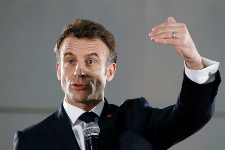 Macron pide «empeño máximo» a organización de París 2024 a 500 días de inicio
