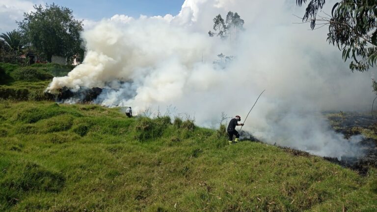 Emergencias por tres incendios forestales en Cuenca