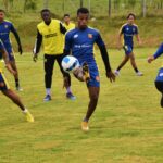 El Deportivo Cuenca entrena sin certeza de su nuevo cuerpo técnico