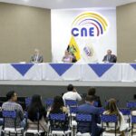 Pleno den CNE sesionando la noche del jueves 18 de mayo.