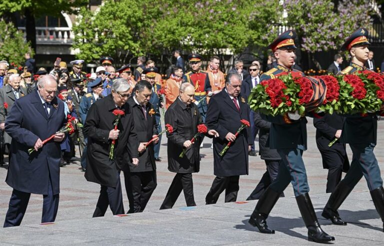 Putin asegura en el desfile militar de la Victoria que Occidente le declaró la guerra