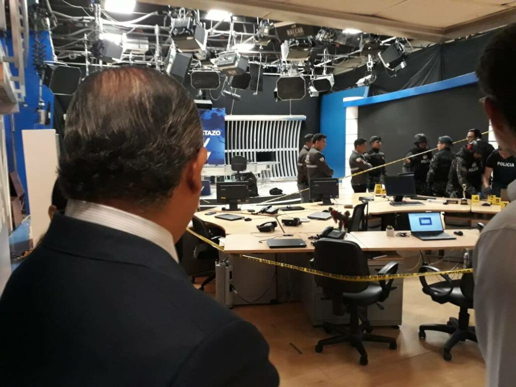 Atentados contra periodistas en Ecuador