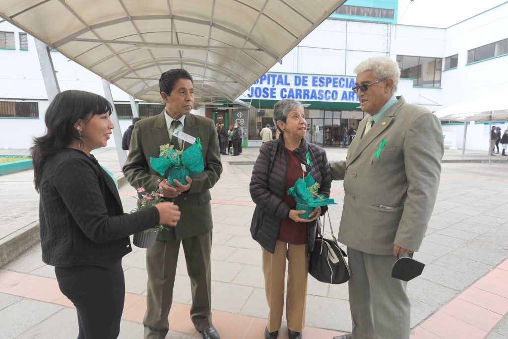 Estos pacientes con trasplante de órganos fueron parte de un acto de conmemoración del Día del Trasplantado. /XCA