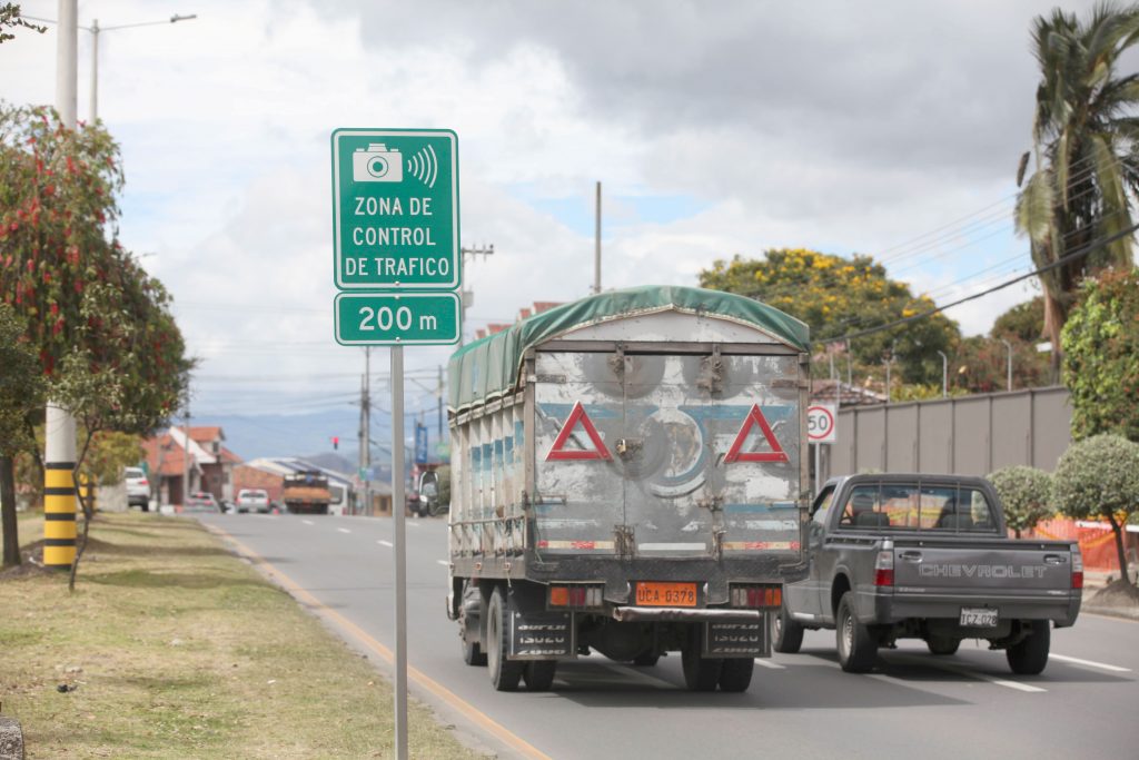 El alcalde de Cuenca, Cristian Zamora, aseguró que en caso de liquidarse el contrato, deberá asumir la tenencia de los dispositivos. /XCA