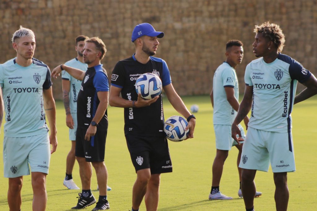 Independiente vs Sevilla por la copa Desafío de Campeones