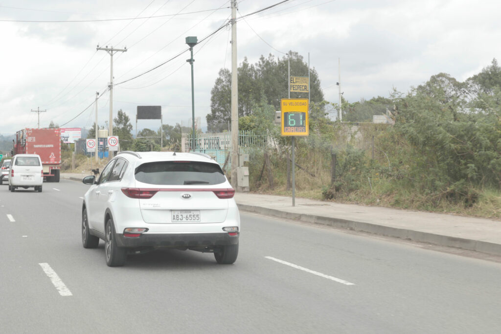 Los dispositivos instalados en las vías seguirán registrando las que han denominado ‘multas pedagógicas’. /XCA