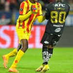 Larry Angulo celebra el gol de la clasificación a cuartos de Libertadores.
