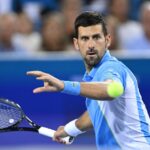 Novak Djokovic se aferra al primer puesto del ranking , con el tenista español, Carlos Alcaraz pisándole los talones