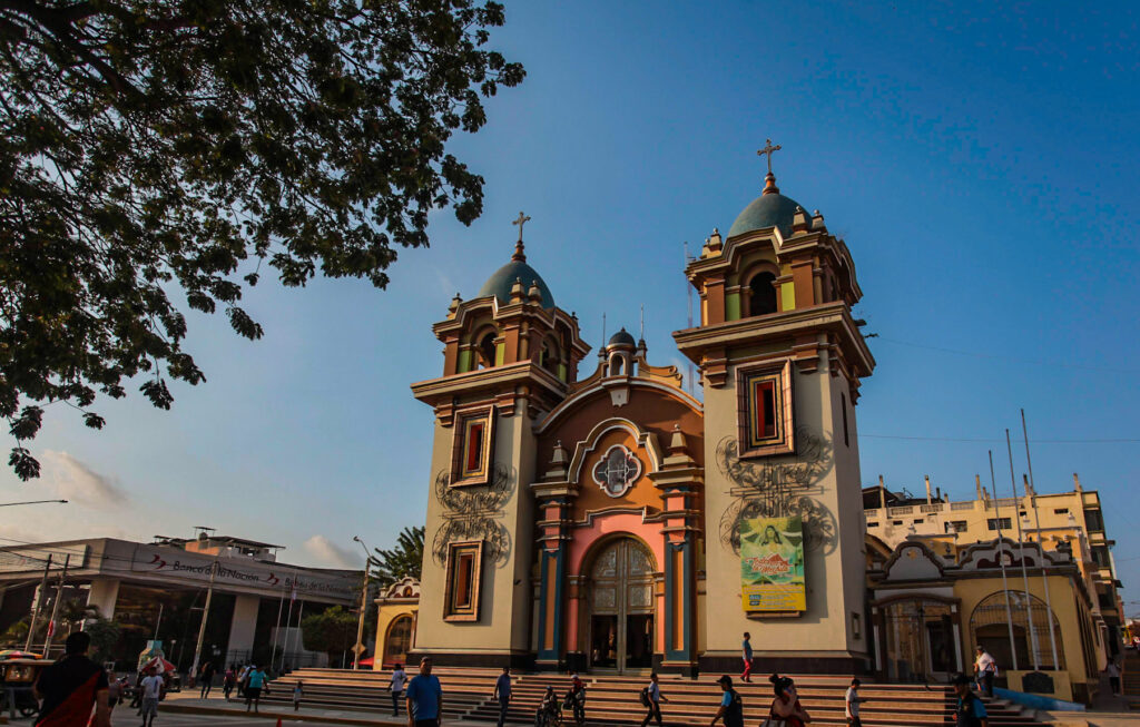 La catedral de Tumbes o iglesia matriz San Nicolás de Tolentino. Foto: Xavier Caivinagua