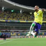 Neymar se prepara para enfrentar a Uruguay por las Eliminatorias. Foto: Brasil