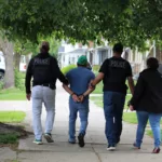 Ecuatorianos entre ser deportados y regresar voluntariamente
