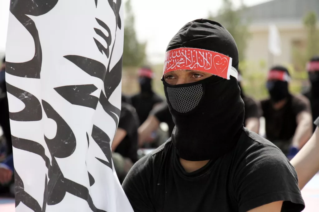 El Gobierno "interino" que formaron los talibanes tras su victoria en la guerra, el colapso de la república, y la retirada de los aliados de la OTAN de Afganistán, cumplió esta semana dos años sin pistas de que estén por lograr una nueva constitución. Foto: EFE