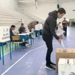El domingo será el único simulacro electoral para las elecciones de segunda vuelta del 15 de octubre. Foto XCA, El Mercurio