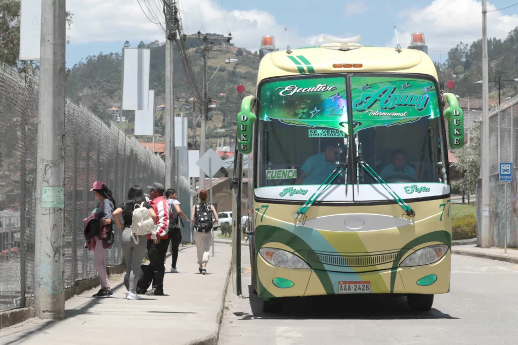 Se mantendrá la parada en la plataforma de Narancay