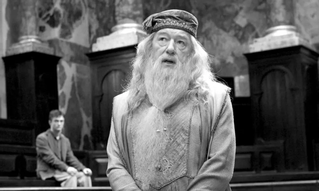 Michael Gambon, conocido por interpretar a Albus Dumbledore en la saga de Harry Potter, falleció a los 82 años. Foto: Facebook