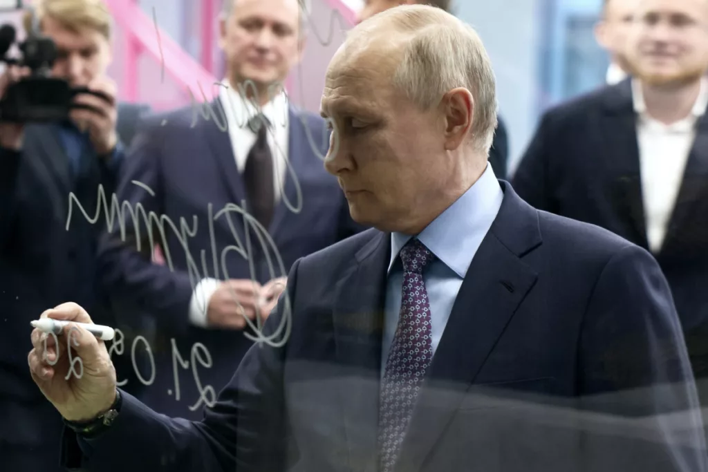 Imagen referencial. Vladímir Putin propuso al Parlamento declarar el 30 de septiembre como el "Día de la Reunificación". Foto: EFE
