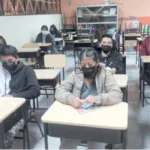 En 15 meses las personas interesadas podrán terminar sus estudios inconclusos gracias al programa de educación secundaria. Foto Cortesía