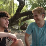 Gael García Bernal interpreta a una de las figuras LGTB más importantes de la lucha libre mexicana en "Cassandro". Foto: EFE