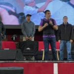 Daniel Noboa ofrece un bono y guarderías