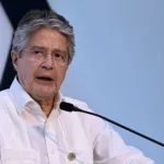 La Asamblea declaró este jueves responsable del delito de peculado al expresidente Guillermo Lasso en la votación final del juicio político.