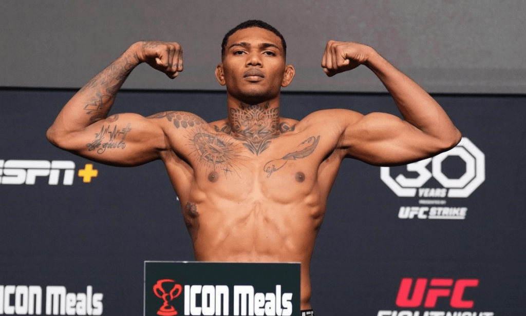 Michael Morales luchará el próximo 18 de noviembre del 2023 en la UFC.