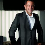 Xavi Hernández renovó su contrato con el FC Barcelona hasta junio del 2025. F