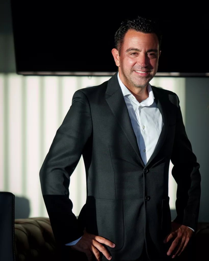 Xavi Hernández renovó su contrato con el FC Barcelona hasta junio del 2025. F