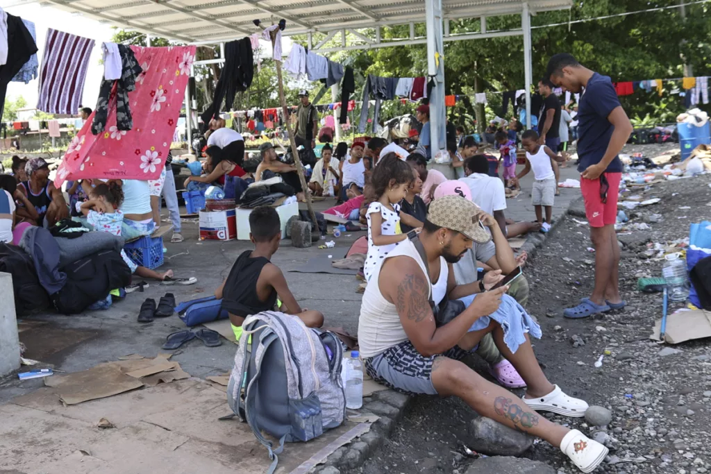 El año 2022 registró una cifra récord de muertes y desapariciones de migrantes en todo el continente americano, con al menos 1.457, casi la mitad de ellas (686) registradas en la frontera entre Estados Unidos y México. EFE