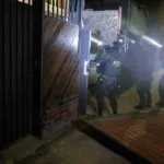 La Policía chilena desarticuló la madrugada de este jueves, 21 de septiembre de 2023, la cúpula de la organización radical indígena Resistencia Mapuche Lafkenche. Foto: X (Twitter)