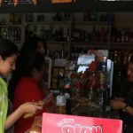 El presidente Daniel Noboa anunció que ha dispuesto que solo se cobre el 50 % de la planilla de los hogares en el mes de abril ante los cortes de energía.