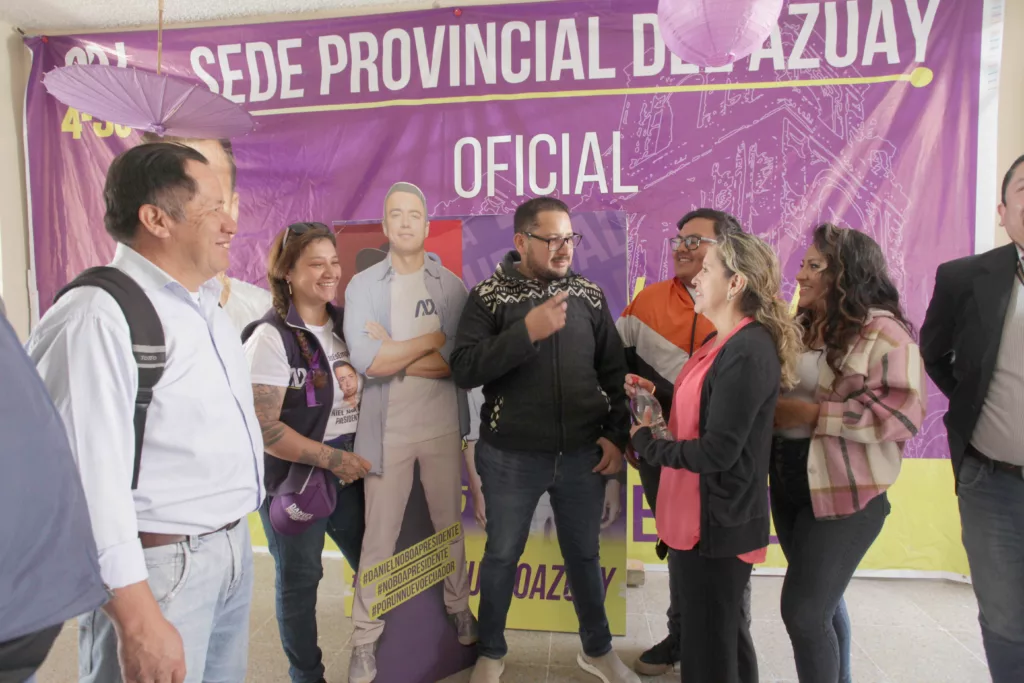 Noboa se reúne con Cristian Zamora