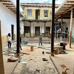 En la tercera etapa de restauración de la “Casa González”, se interviene el patio central para convertirlo en una especie de cafetería en exteriores. Cortesía