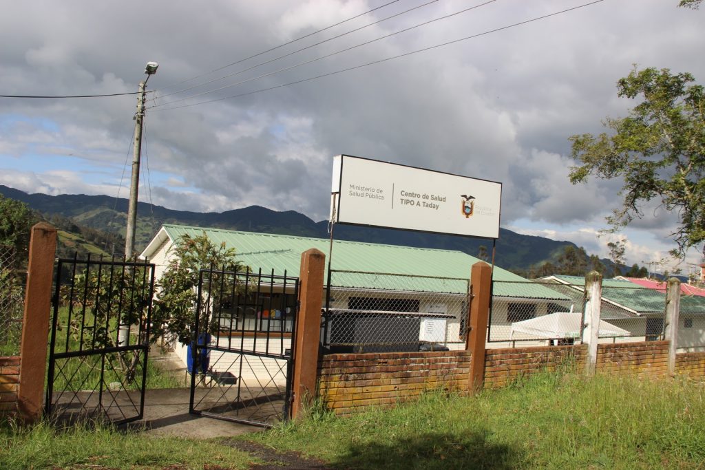 El centro de salud de la parroquia Taday, del cantón Azogues, es uno de los intervenidos. La obra durará 60 días. BPR