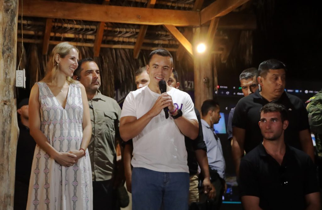 El presidente electo de Ecuador, Daniel Noboa, aseguró que cierra un capítulo como candidato y que mañana empieza a trabajar por un “nuevo Ecuador”.