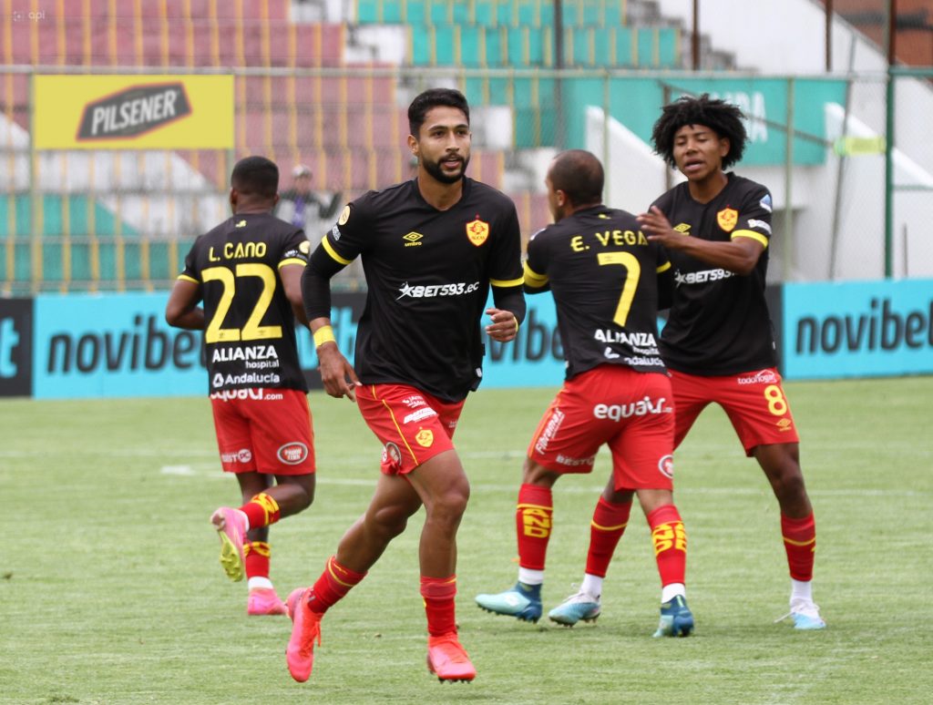 Sociedad Deportiva Aucas reciba a Nacional de Paraguay por la ida de la primera fase de la CONMEBOL Libertadores.