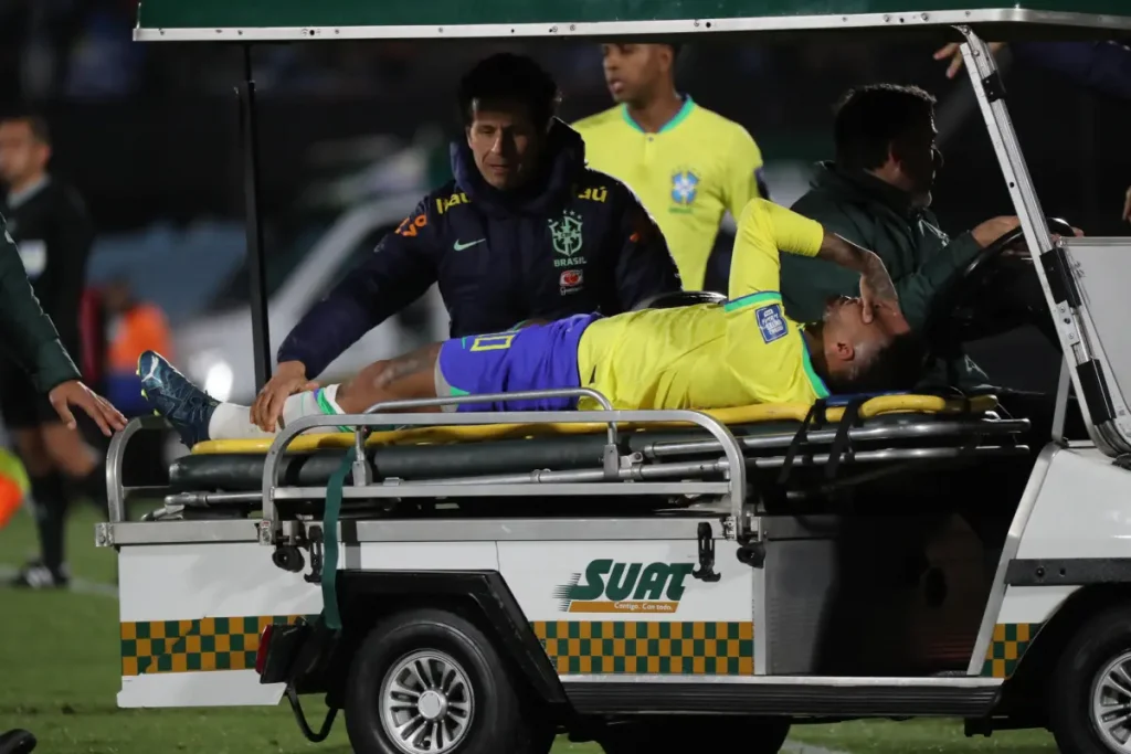 Neymar Jr. se perderá la Copa América de 2024, que se disputará en Estados Unidos entre junio y julio , debido a la lesión en la rodilla