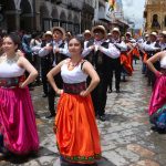 Los eventos masivos y la gran afluencia de turistas por feriado obliga al cierre vial y la peatonalización de calles por unas horas.