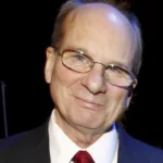 Los científicos Moungi G. Bawendi, Louis E. Brus (foto) y Alexei I. Ekimov son los ganadores del Premio Nobel de Química. Foto: EFE