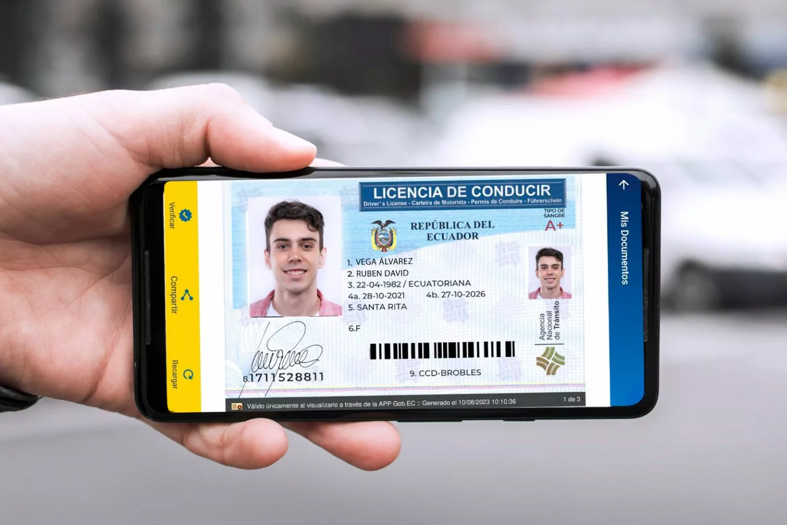 La licencia digital es un documento habilitante que tiene la misma vigencia y validez jurídica que la licencia física, en Ecuador.